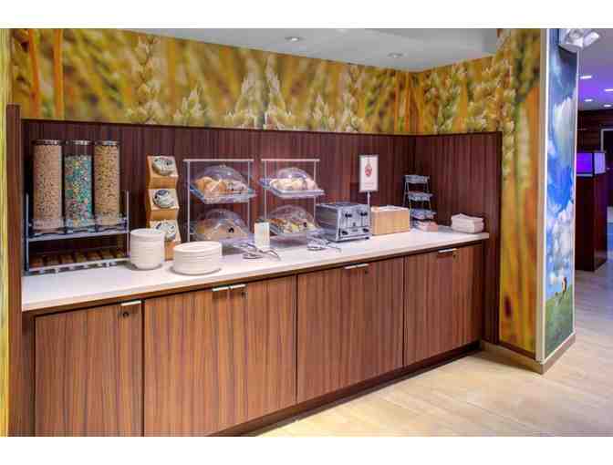 CA - Hollister- Fairfield by Marriott - One Night Getaway