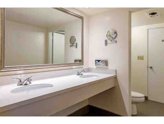 CA - Thousand Oaks - Best Western Plus - 1 Night Get Away