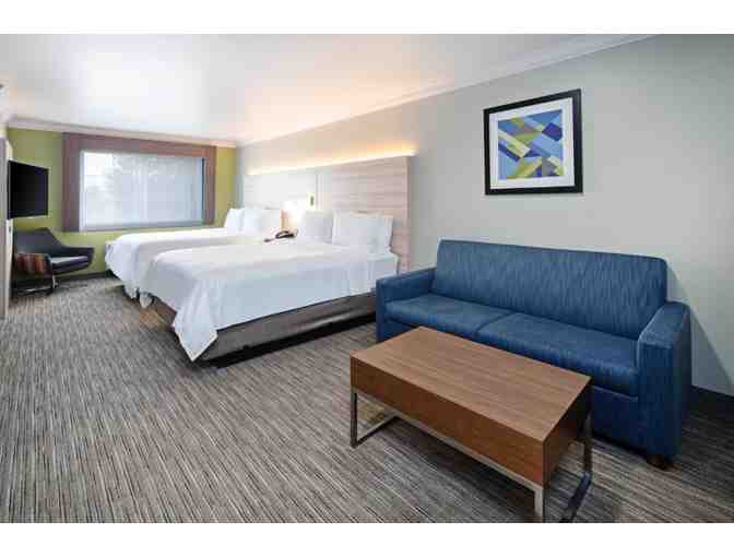 CA - Watsonville - Holiday Inn Express - One Night Getaway