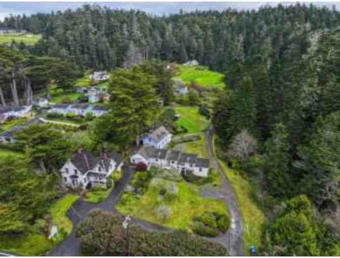 CA - Little River - Dennen's Victorian Farmhouse - $400 Gift Certificate