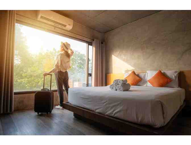 Pacific Coast Getaway with Whale Cruise!