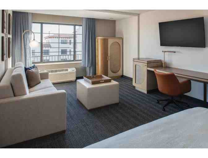 CA - Santa Cruz - Courtyard - Two Night Getaway