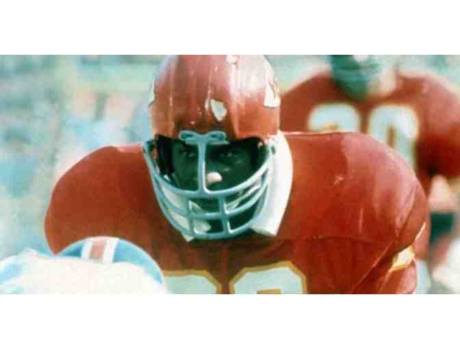 America's Trailblazing Middle Linebacker: The Story of NFL Hall of Famer Willie Lanier