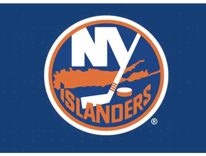 New York Islanders: Billy Smith Autographed Puck