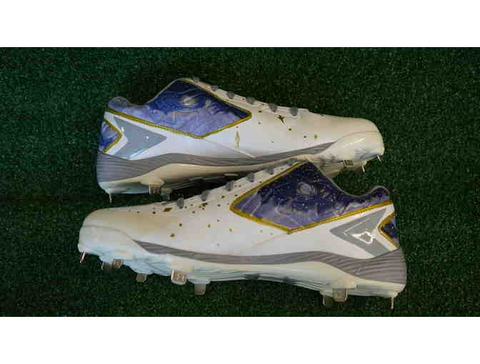 Locally Painted Cleats - Bayaan Manna