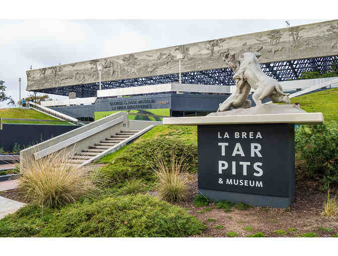 Four guest passes to either the Natural History Museum or the La Brea Tar Pits in LA