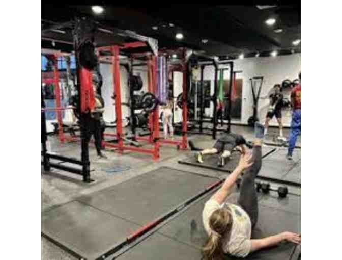 Sessions Personal Training - One month of a Gold membership