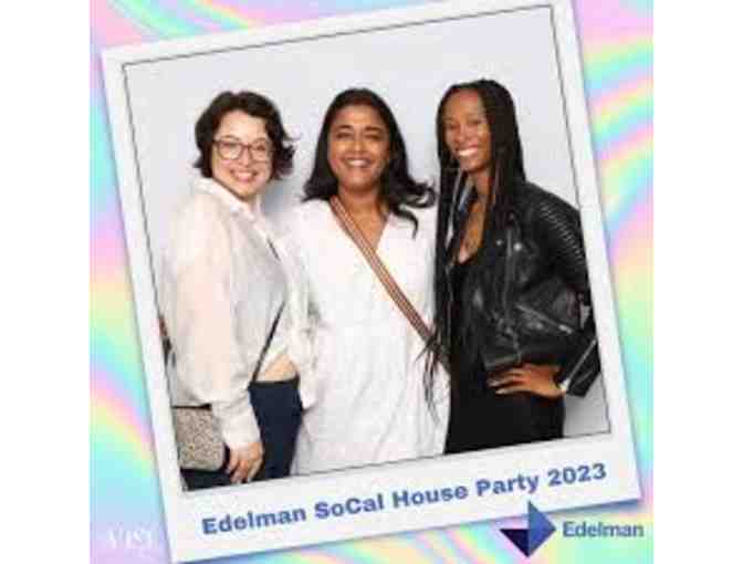 Visibooth Signature Photo Booth - 4 hrs of activation time!