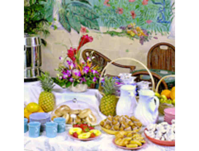 Bahama House Hotel in Daytona Beach, FL