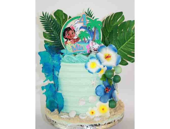 Baked by Drakeford: Custom 10-in Cake