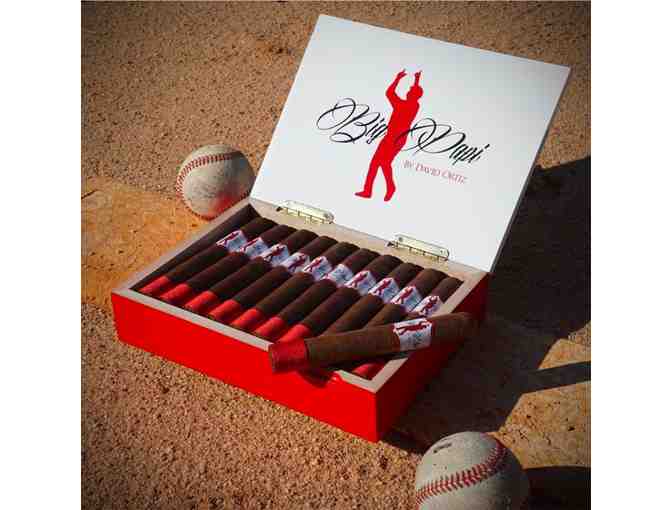David Ortiz Cigars - Big Papi with Autograph! - Photo 1