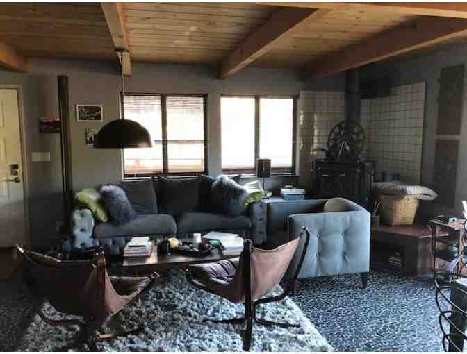 Wine Country Hideaway: 3 Nights for up to 8 People in Pope Valley, Napa County