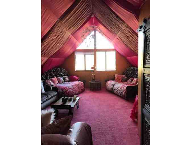 Wine Country Hideaway: 3 Nights for up to 8 People in Pope Valley, Napa County