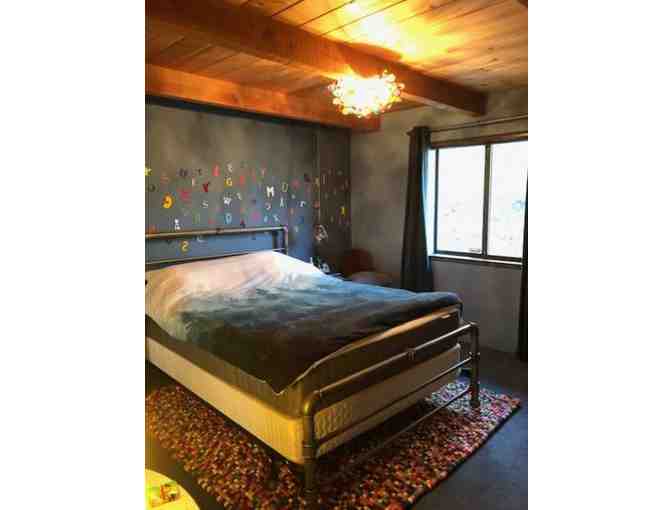 Wine Country Hideaway: 3 Nights for up to 8 People in Pope Valley, Napa County