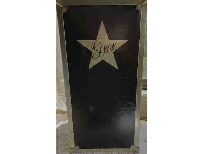 Gene Marshall Collector 'What's a Girl to Wear' Doll with Original Trunk