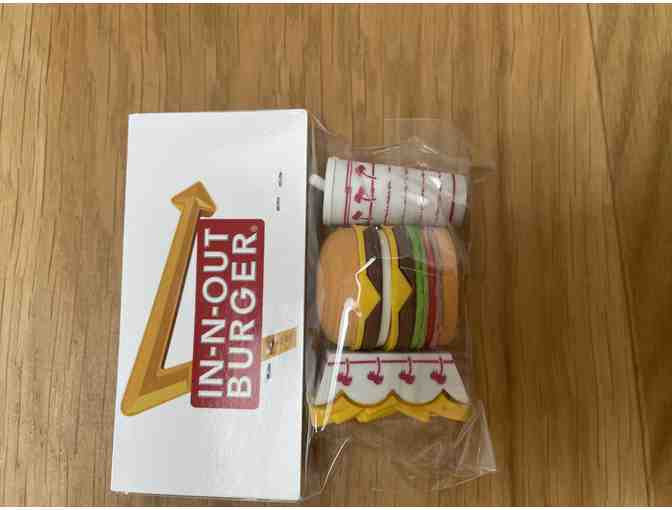 In 'n' Out Ten Meal Cards + Accessory Basket
