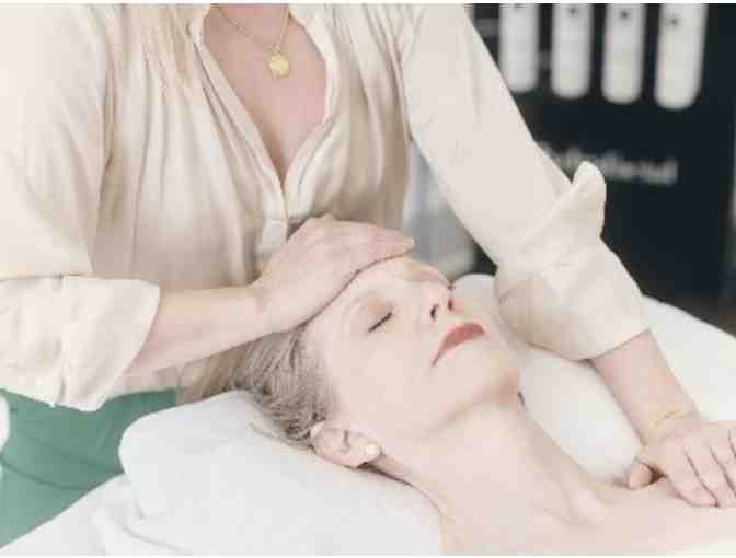 Kristen Leigh Signature Facial