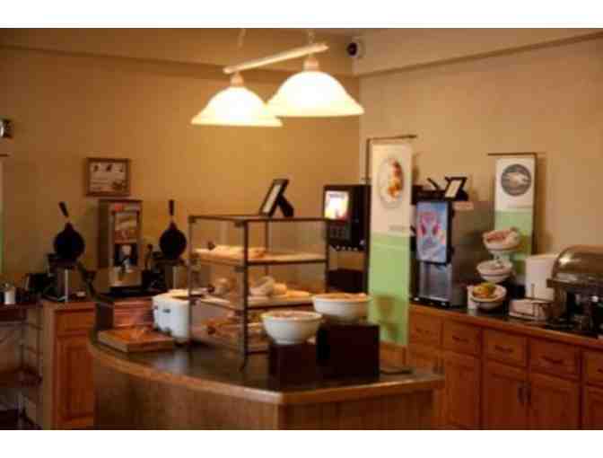 Country Inn & Suites by Radisson Mankato Hotel - 1 night stay