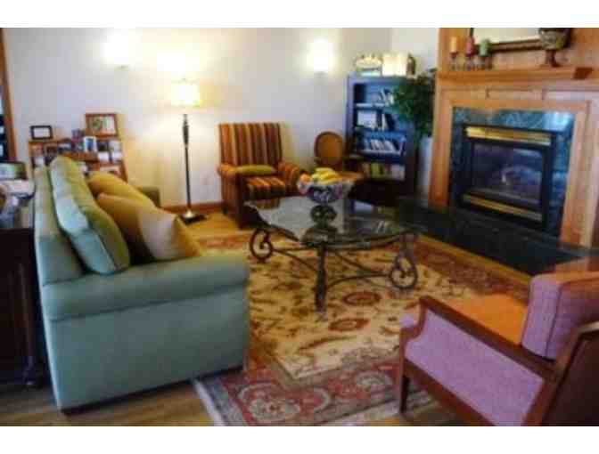 Country Inn & Suites by Radisson Mankato Hotel - 1 night stay
