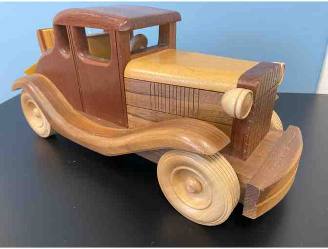 Handcrafted Wood Antique Car - Photo 1