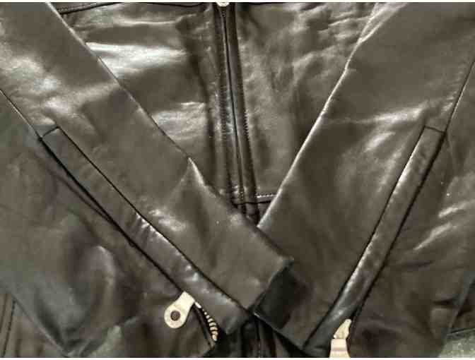 BEAUTIFUL Leather Jacket - Photo 2