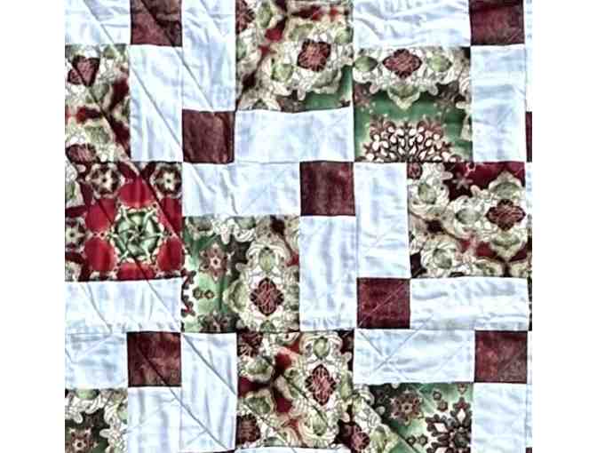 'Christmas Wonders' Quilt from Vicky's Fabrics