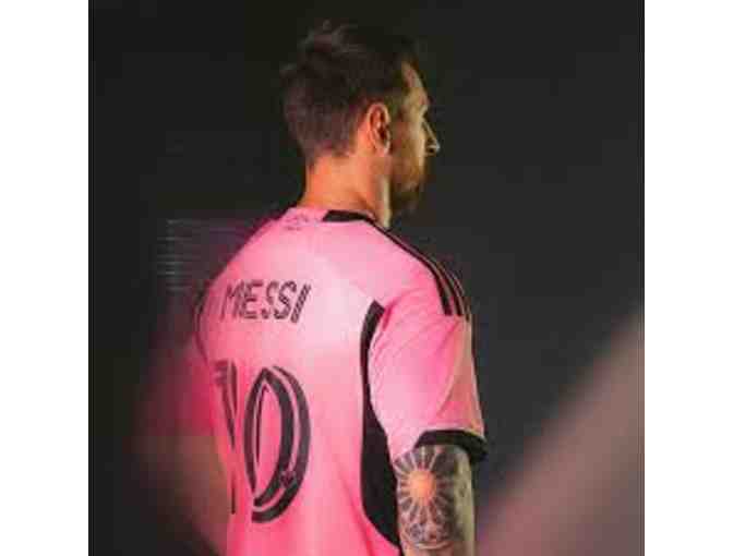 Apple+ 2025 MLS Season pass and Adidas Inter Miami Messi Home Jersey - Photo 2