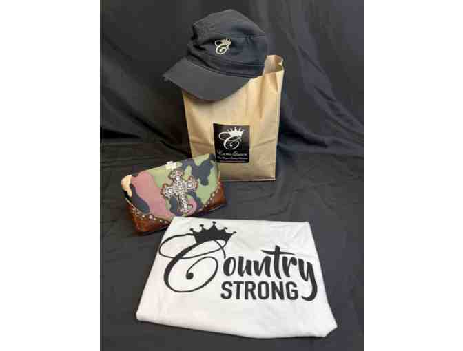 Camo Queen Wallet, Hat, and T-shirt Gift Bag - Photo 2