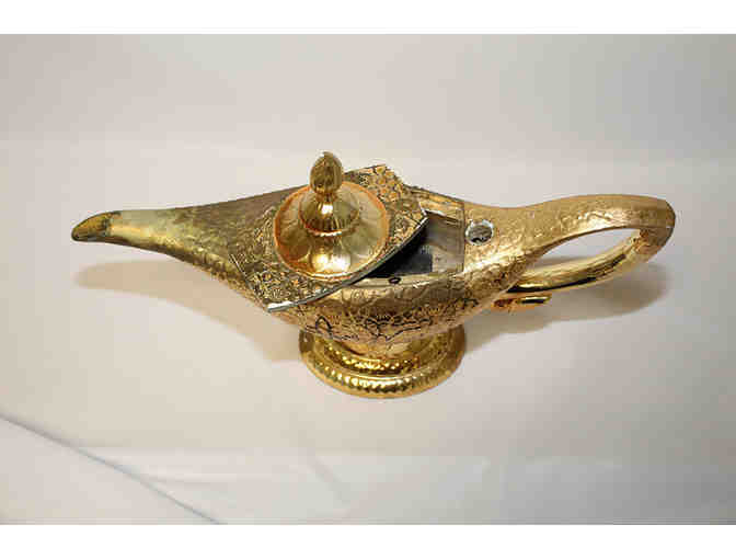 James Monroe Iglehart & Michael James Scott signed Aladdin stage-used Genies lamp prop