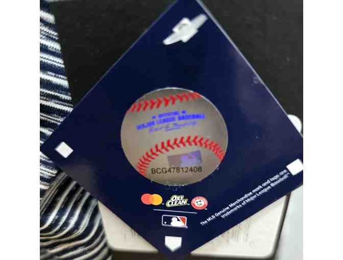 Official MLB Merchandise - Photo 4