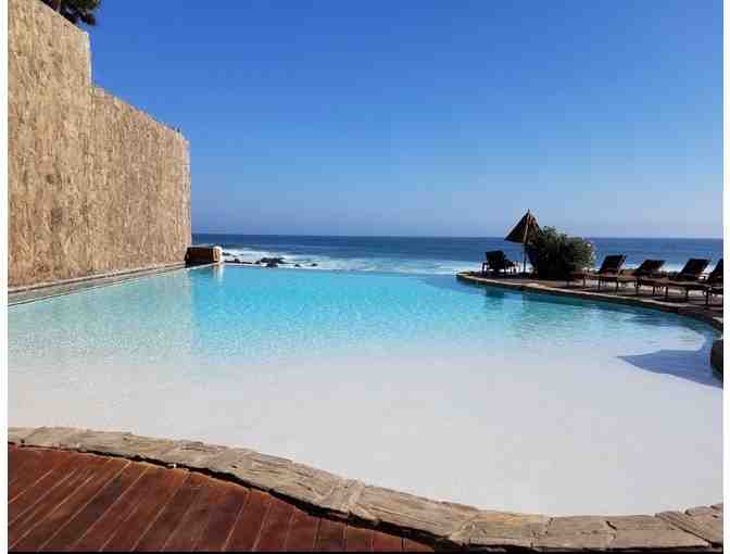 Week-long stay in Luxury Condo & Surfer Paradise in Rosarito, Mexico