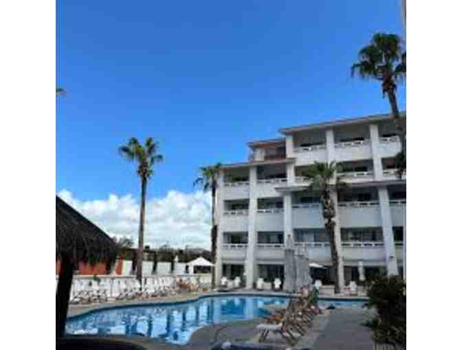 Three-Night Bahia Hotel & Beach House Getaway - Photo 2