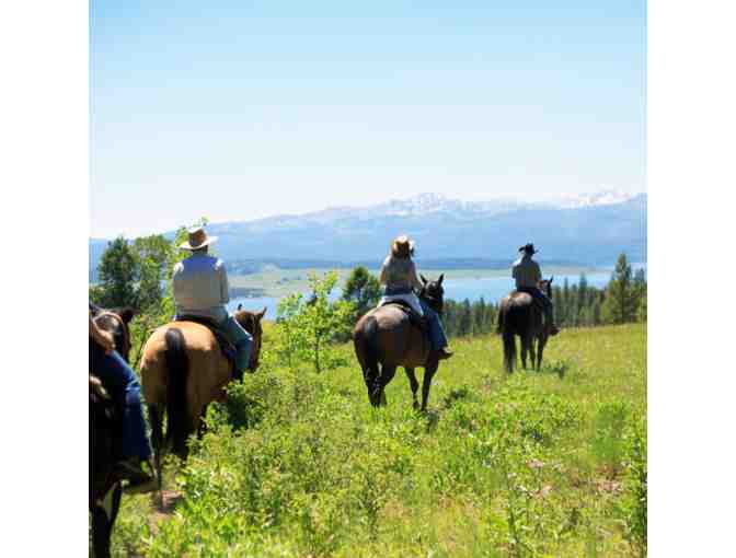4-Night Family Trip to Yellowstone Country