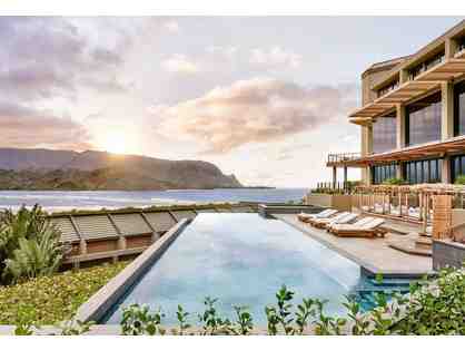 One Night Stay Ocean View King at 1 Hotel Hanalei Bay with Breakfast for 2