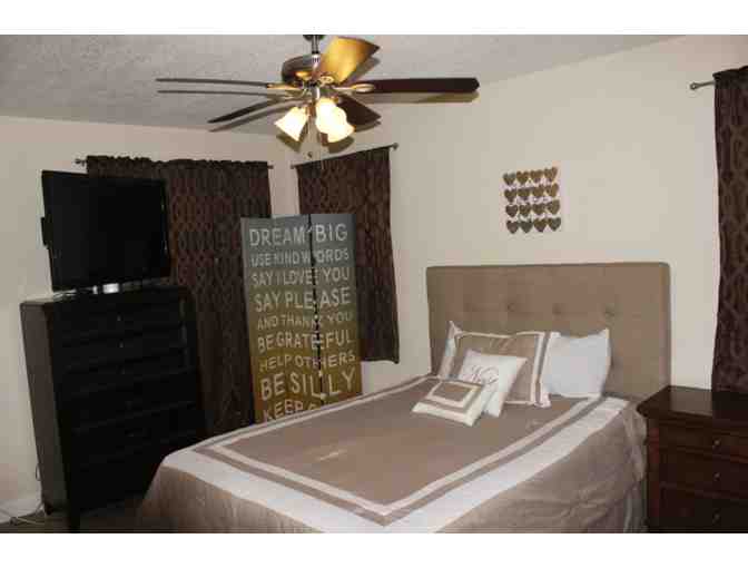 Enjoy 7 nights Luxury Daytona 3 bed Beach House + Casino Dinner Cruise
