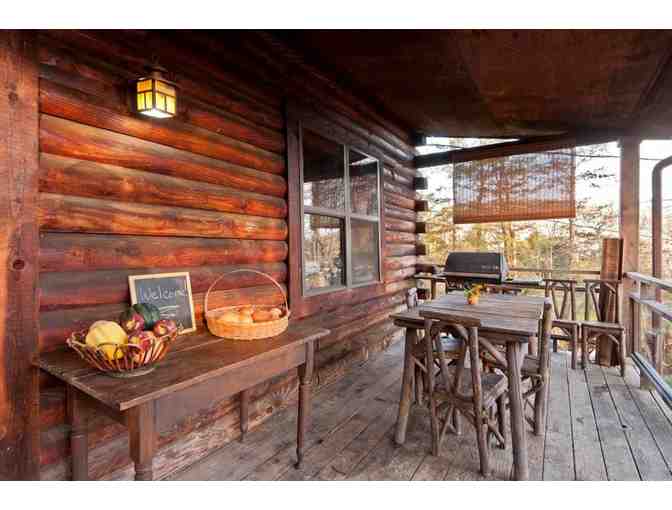 Enjoy 4 nights luxury Lookout Mountain Cabin in Georgia