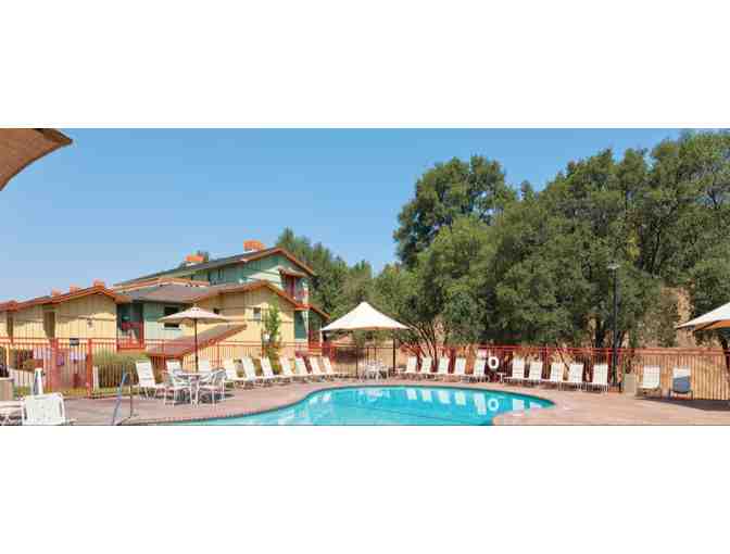Enjoy 4 nights Angels Camp, Ca 4.6 Star with Wine Tasting Tour