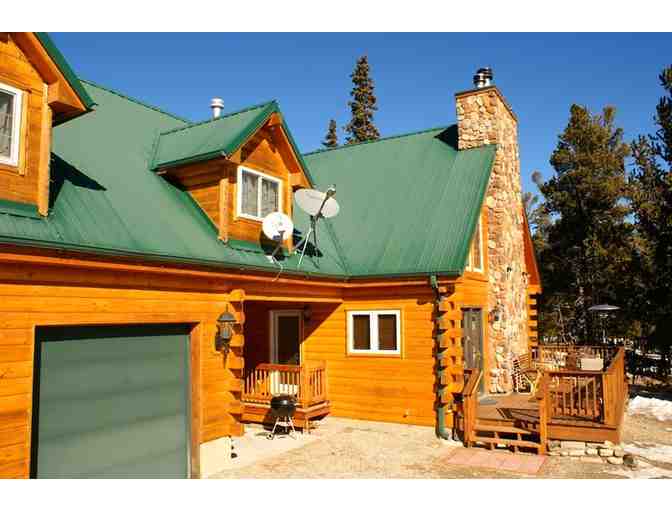 Enjoy 7 nights luxury 5 bed cabin near Breckenridge, Co Sleeps 20!