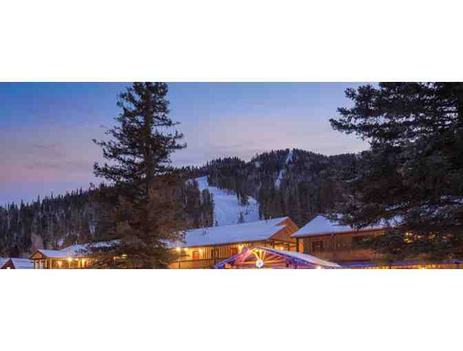 Enjoy 3 nights luxury 4.5 star condo Red River, New Mexico