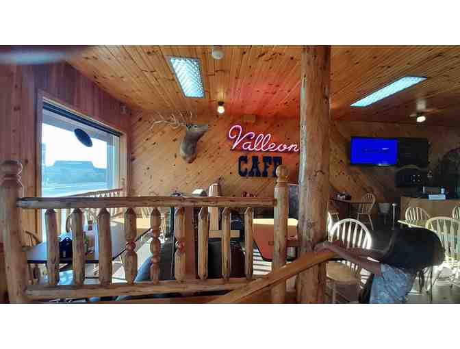 Enjoy 2 nights @ Colters Lodge Afton, Wyoming 4.1* + $100 Food