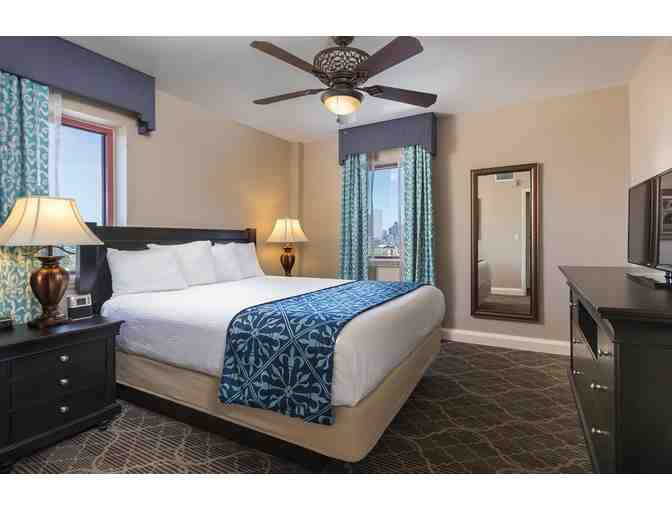 Enjoy 7 nights @ Ave Plaza Resort New Orleans 4.3* + $100 Food