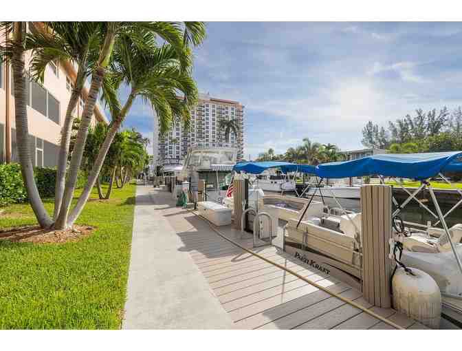 Enjoy 7 nights Coconut Bay Resort Ft Lauderdale, Fl + $100 Food