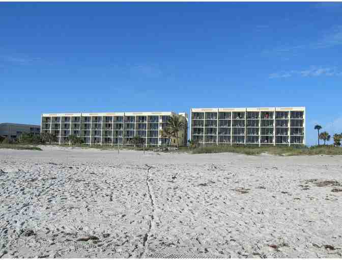 Enjoy 7 nights Ocean Landings Resort and Racquet Club Cocoa Beach, Fl