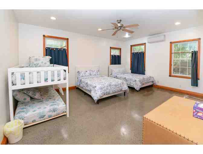 7 night Surf & Serve Trip for 8 Ocean View Home Oahu