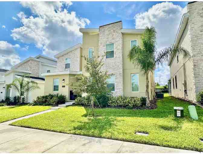 7-Night Orlando Stay for 20 in 8-Bedroom Home with $500 Disney Credit - Photo 11