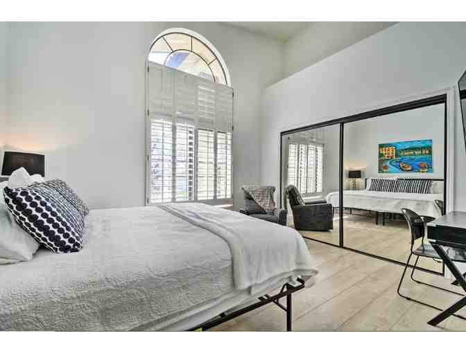 4 night luxury Scottsdale Arizona Pool Home + Spa Package