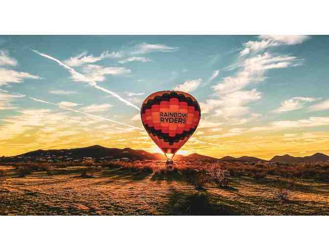 5-Night Napa Valley Waterfront Stay + Sunrise Hot Air Balloon Ride + Gift - Photo 1