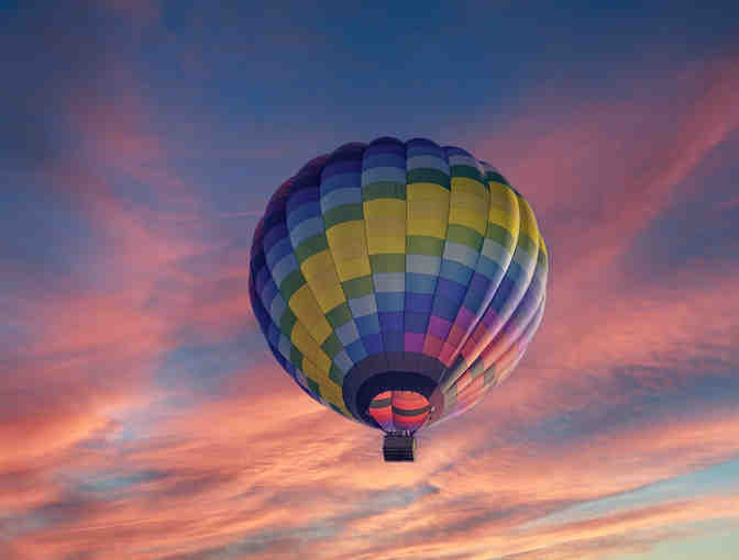 5-Night Napa Valley Waterfront Stay + Sunrise Hot Air Balloon Ride + Gift - Photo 2