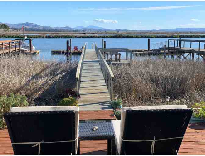 5-Night Napa Valley Waterfront Stay + Sunrise Hot Air Balloon Ride + Gift - Photo 3