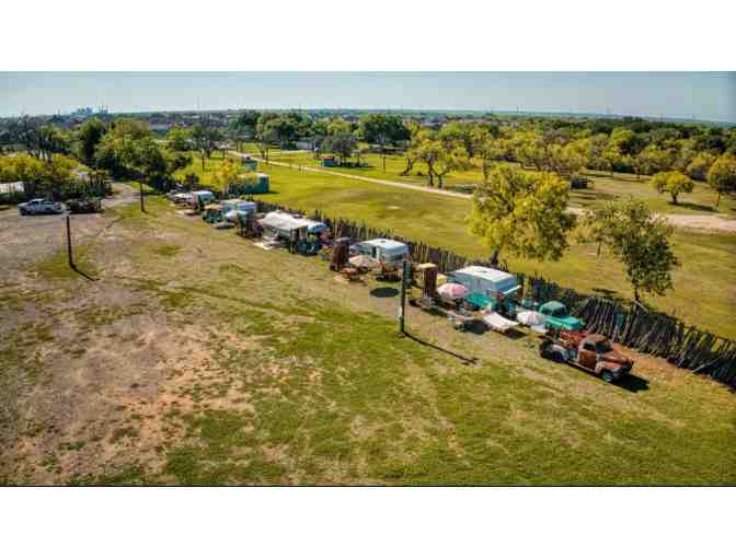 Artisan Craft Bar and Distillery Class + 4 nights glamping RV San Antonio 5 * RATED + Gift - Photo 8